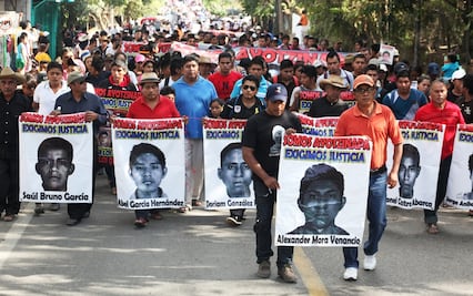 Acusan familiares de los 43 al Estado de querer evitar reunión con la CIDH