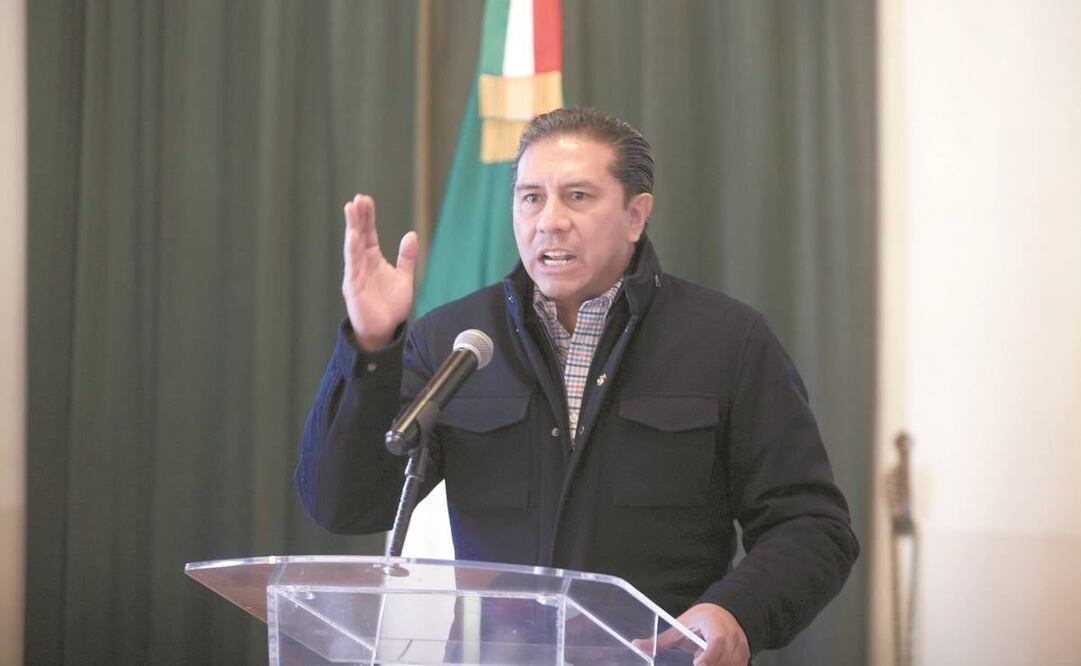 Juan Rodolfo Sánchez busca la reeleción con Morena. En días pasados reclamó que los trienios priistas dejaron endeudado al ayuntamiento de Toluca. Foto: Archivo/ El Universal.