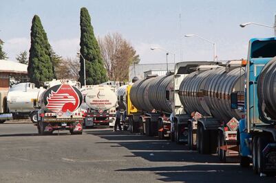 Pemex duplica deuda a proveedores en un año