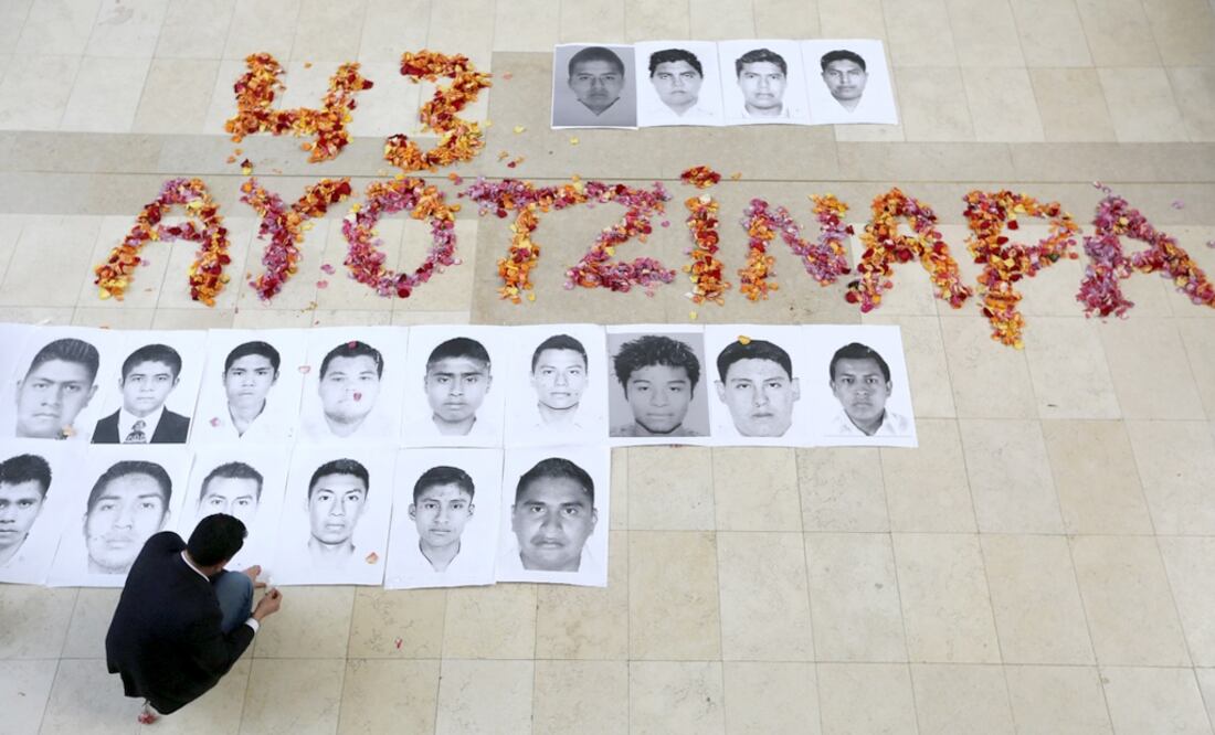 Portraits of some of the 43 missing students of the Ayotzinapa teachers' training college – Photo: John Vizcaíno/REUTERS