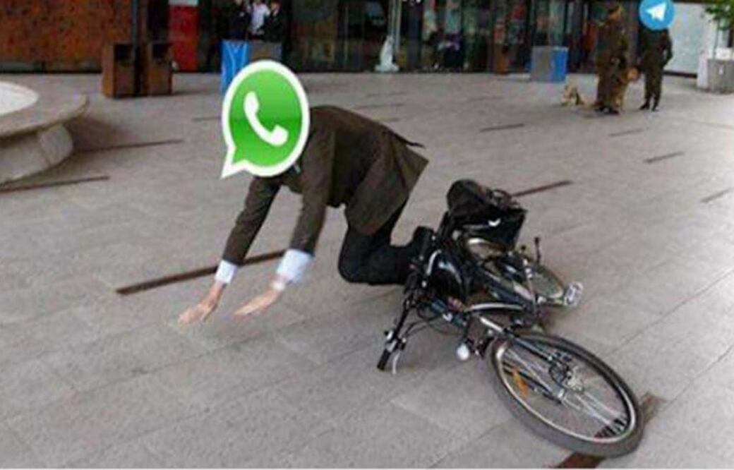 Los tropiezos de WhatsApp nos han dejado divertidos memes en sus primeros 10 años / Foto: Facebook