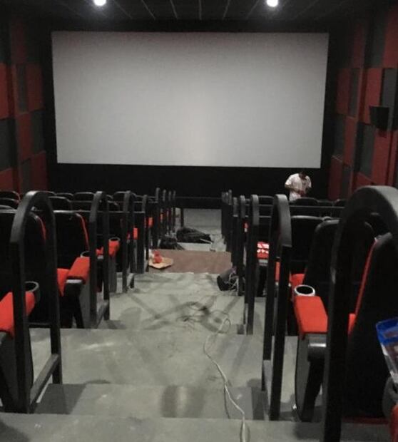 Tras 18 años sin cine, municipio de Escuinapa reporta filas interminables para ver Avengers