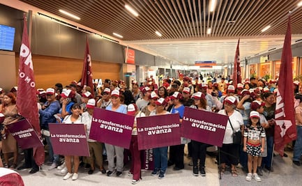 Simpatizantes esperan a Sheinbaum en Aeropuerto Internacional de Ciudad Juárez; asistirá a evento de rendición de cuentas