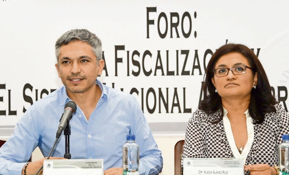 En el foro Fiscalización y el Sistema Nacional Anticorrupción participaro n los diputados José Luis Rodríguez y Aleida Alavez Ruiz, entre otros. (TOMADA DE TWITTER)