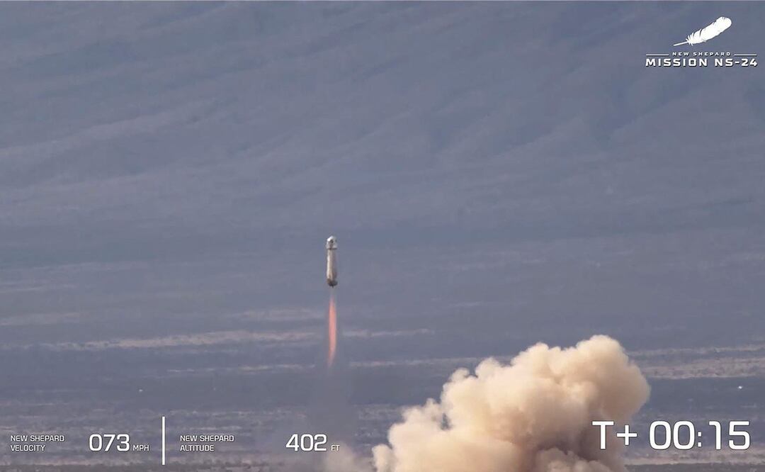 El lunes, el lanzamiento no pudo realizarse como estaba previsto "debido a un problema con los sistemas terrestres", según afirmó Blue Origin. Foto: AFP