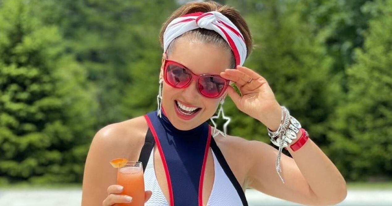 Thalía festejó el 4 de julio en la alberca de su lujosa mansión / Foto: Instagram @thalia