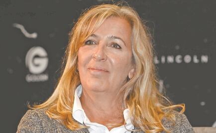 Mónica Lozano busca donativos para la AMACC