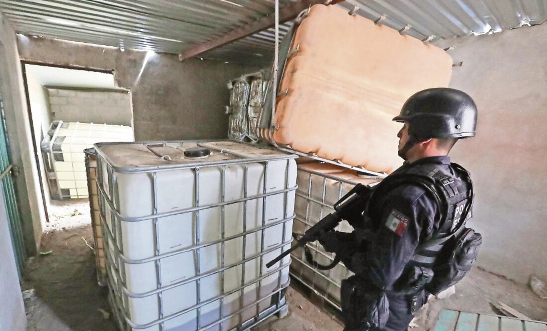 El director de Pemex, José Antonio González Anaya, calcula que la ordeña deja pérdidas por 20 mil millones de pesos. (ARCHIVO EL UNIVERSAL)