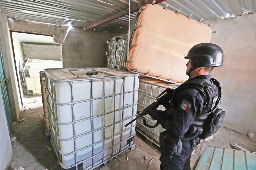 El director de Pemex, José Antonio González Anaya, calcula que la ordeña deja pérdidas por 20 mil millones de pesos. (ARCHIVO EL UNIVERSAL)