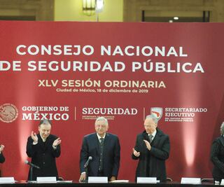 Gobernadores y AMLO chocan por "ausentismo"
