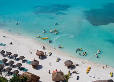 ¿Buscas trabajo? Cancún solicita a personas que les guste la playa