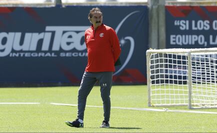Ricardo La Volpe inconforme con los jugadores del Toluca