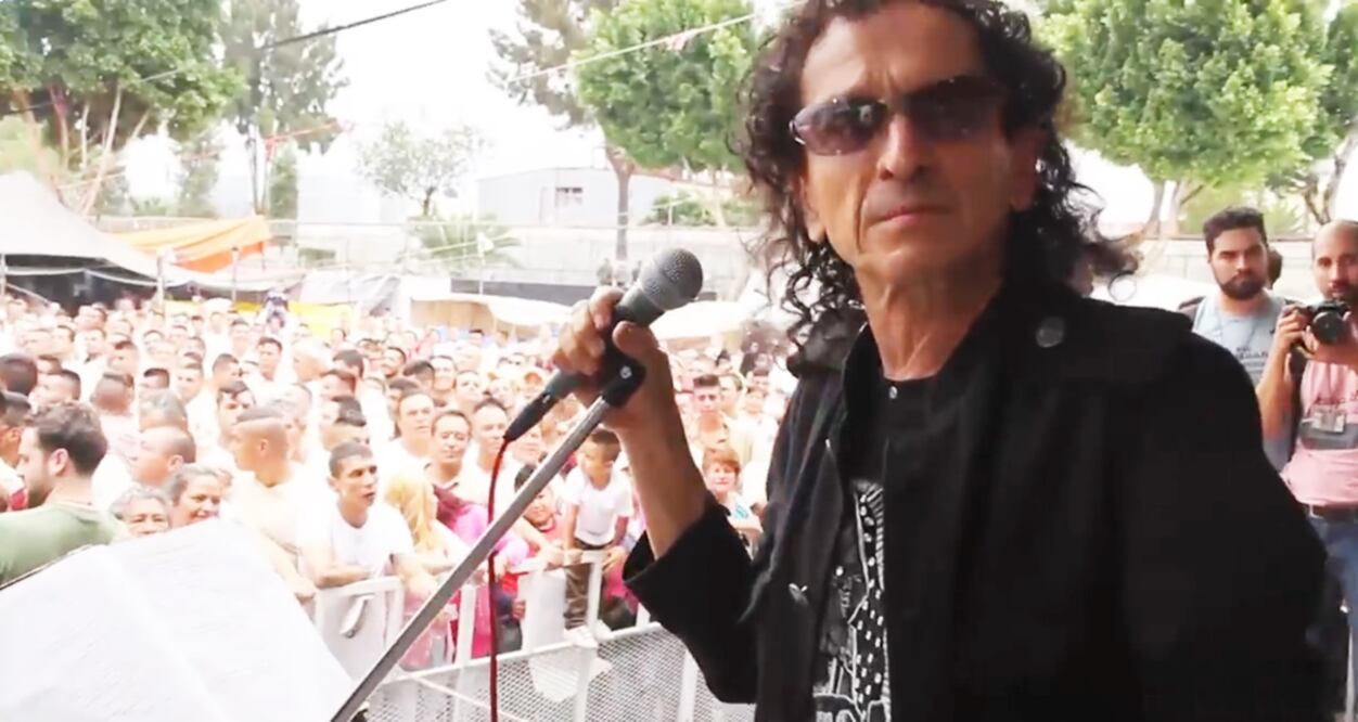 Alex Lora, líder del TRI.
Foto: YouTube