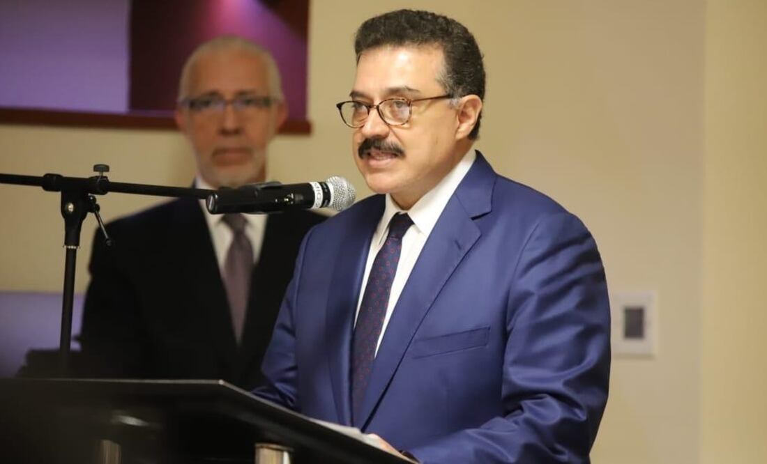 Foto: Twitter @DrCarlosLomeli