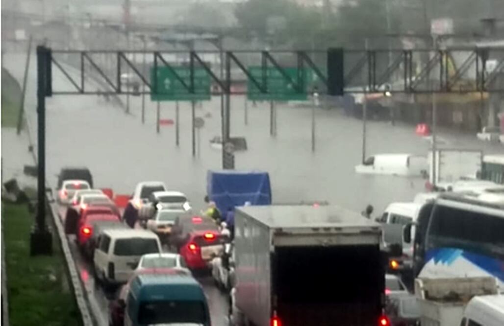 La zona oriente es la que tiene el mayor número de inundaciones y encharcamientos reportados. Foto: cortesía STC