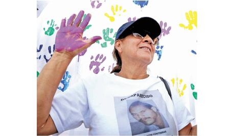 Se unen en dolor por la muerte de familares