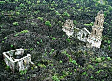 Lánzate a estas 5 iglesias hundidas o enterradas en México