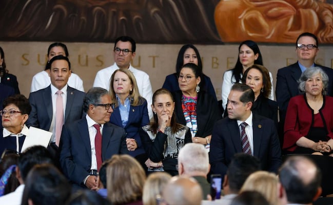El Poder Judicial no atiende encargos: Hugo Aguilar; frente a Sheinbaum, nueva Corte rinde informe por primer año de funciones
