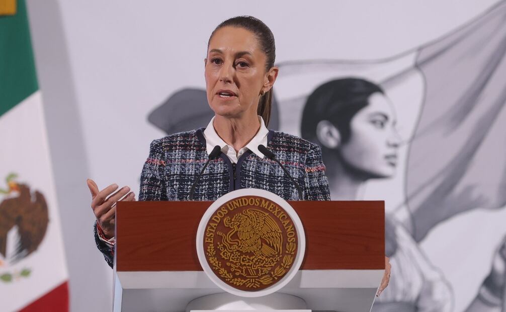 La presidenta de México, Claudia Sheinbaum Pardo, afirmó que avanza la creación de Olinia, la armadora de autos eléctricos en donde se estarán diseñando tres modelos de vehículos y cuyo precio, dependiendo el modelo, será de 90 mil pesos a 150 mil pesos. Foto: Gabriel Pano  /EL UNIVERSAL
