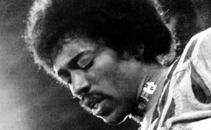 Familia de Hendrix demanda por una guitarra del músico