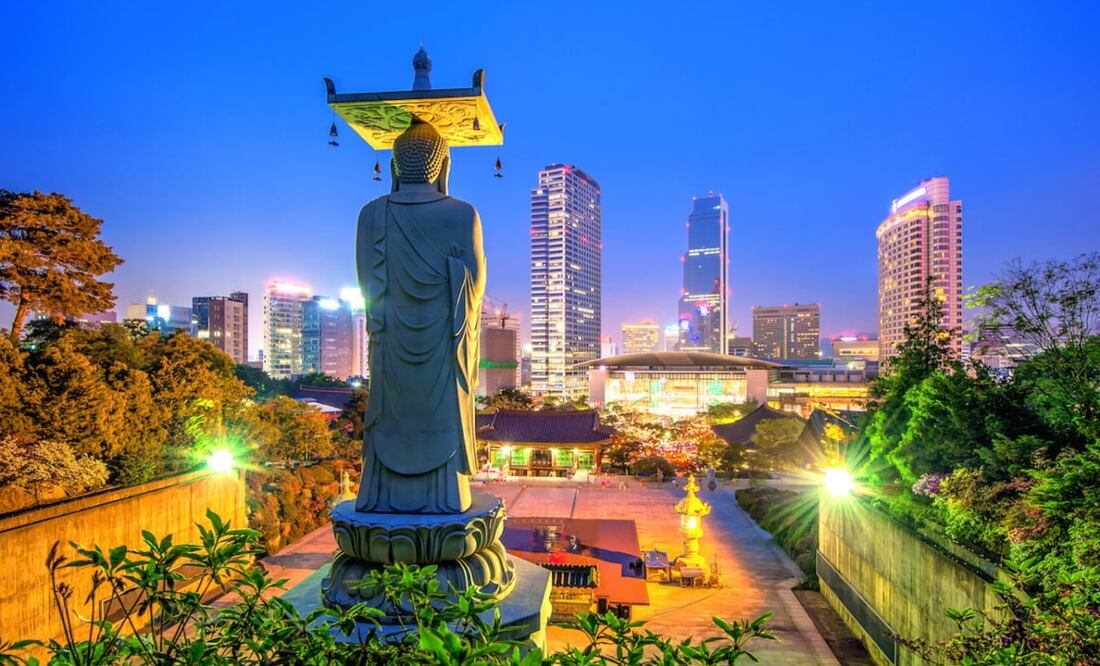 Un vuelo hacia Seúl, capital de Corea del Sur, te puede costar 23 mil 605 pesos. (Foto: iStock)