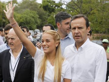 Oposición venezolana dice haber ganado elecciones