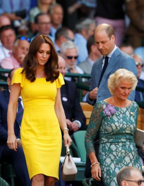 Kate Middleton le copia a Meghan Markle su vestido amarillo