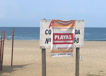 Costa de Oaxaca se declara en fase roja por Covid-19, suspenden turismo y cierran playas