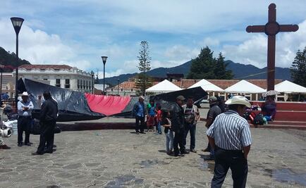 Instalan plantón por altas tarifas de luz en Chiapas