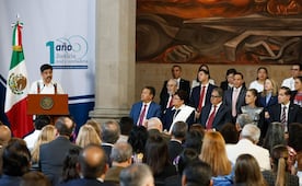 Entre aplausos, reclamos y vallas, la nueva SCJN cumple un año; ante Sheinbaum, ministro Aguilar rinde cuentas
