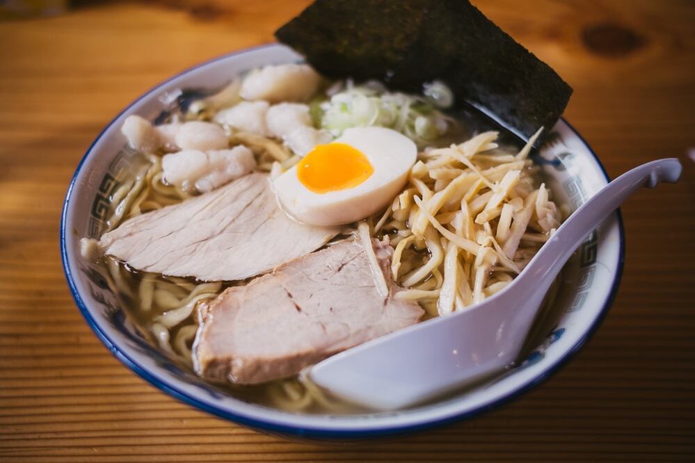 El ramen es un platillo típico japonés que puede ser preparado de diferentes maneras / Foto: Pexels
