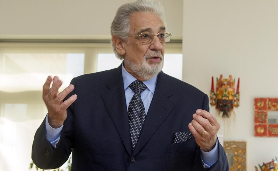 El tenor español Plácido Domingo bate hoy en Salzburgo al meterse en la piel del pescador de perlas Zurga. EFE/Miguel Rajmil