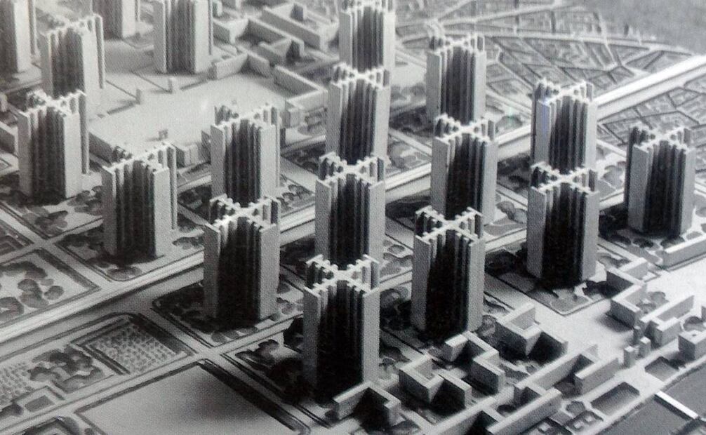 En 1925 el arquitecto y urbanista suizo (nacionalizado francés) conocido como Le Corbusier elaboró el Plan Voisin como alternativa a los problemas del trazado de París, aunque el proyecto nunca se realizó. Foto: Wikimedia Commons.