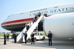 "Es el avión que EU merecía", dice Trump sobre el nuevo Air Force One; estrena polémica aeronave presidencial regalada por Qatar