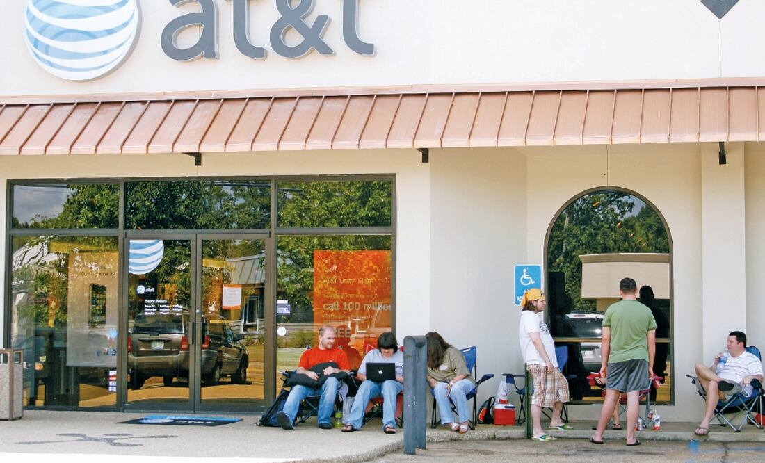 La compañía de capital estadounidense recordó que quienes sean clientes de Nextel y Unefon pueden solicitar los nuevos esquemas (ARCHIVO EL UNIVERSAL)