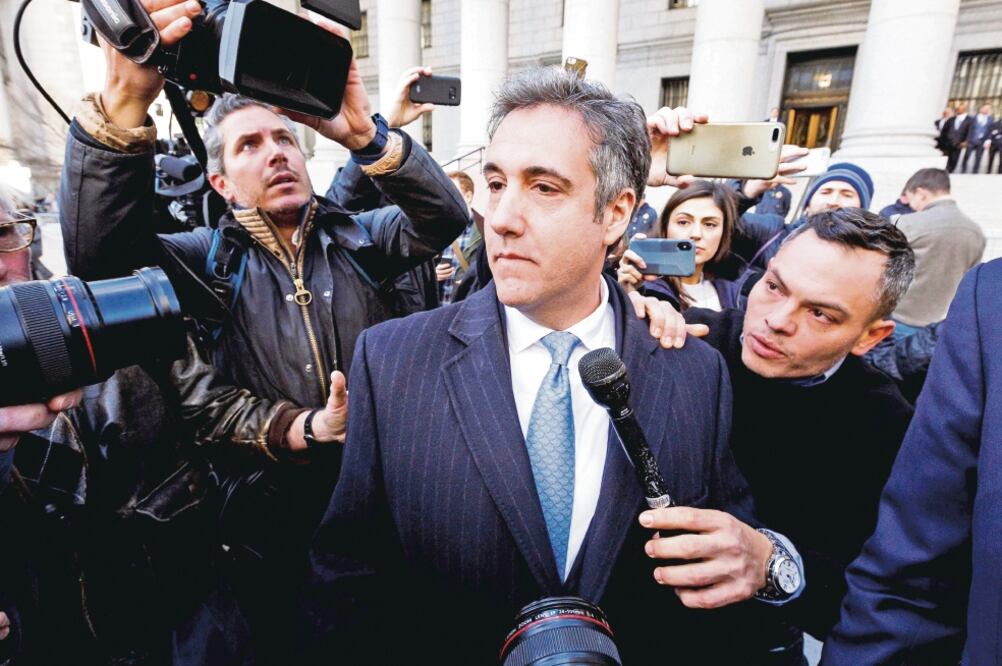 Michael Cohen, ex abogado personal deDonald Trump, al salir ayer del tribunal federal de Nueva York. (JUSTIN LANE. EFE)