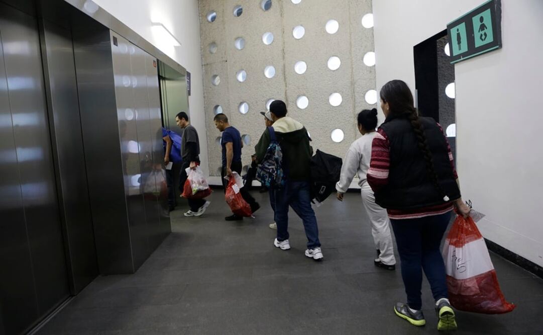 Imágenes de mexicanos deportados (AP)