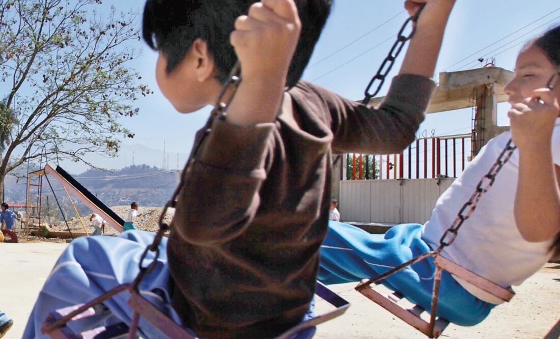 Los derechos de los niños son vulnerados principalmente en la familia, escuela y la calle (ARCHIVO EL UNIVERSAL)