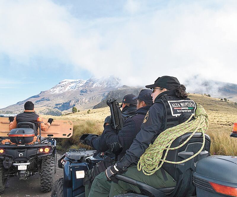 Actualmente hay un despliegue de 260 elementos estatales en la zona de los volcanes, quienes se sumaron a la Policía de Alta Montaña. Foto: ESPECIAL