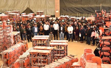 Sexenio de Murat entregó 309 mdp en beneficio de 4 mil 290 planteles