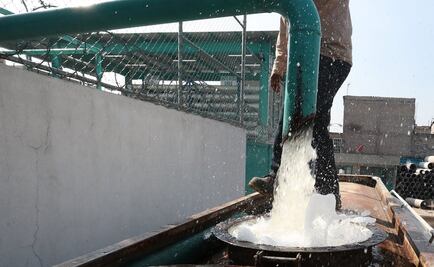 Ante la disminución en la presión del agua, Sacmex abastece colonias de Azcapotzalco con pipas