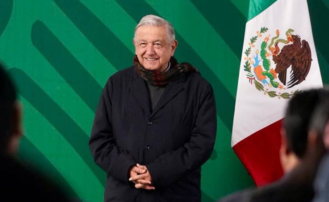 El Mandatario recordó que el fallido proyecto del Tren México-Querétaro del sexenio pasado no tenía todo el derecho de vía. Foto: Presidencia