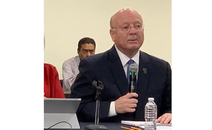 Rector de la UAS pide sanción mayor a hombre que tomó fotos a mujeres en sanitarios 