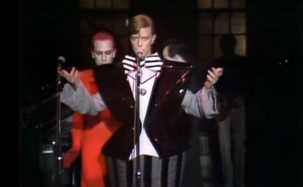 "Saturday Night Live" hace homenaje a Bowie
