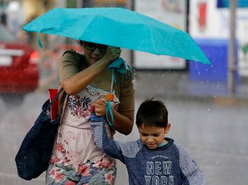 ¡No guardes el paraguas! Este será el horario de lluvias en CDMX este miércoles 22 de noviembre