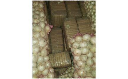 Aseguran marihuana oculta entre cebollas en Tamaulipas