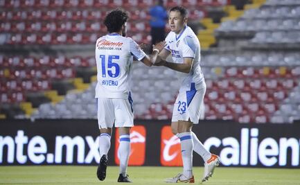 Cruz Azul entra a zona directa de liguilla al vencer al Querétaro