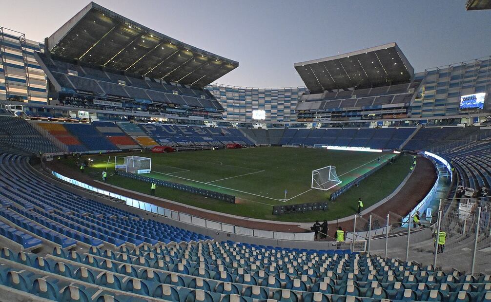 Un total de mil 115 elementos de seguridad resguardarán el estadio Cuauhtémoc | FOTO: Imago07