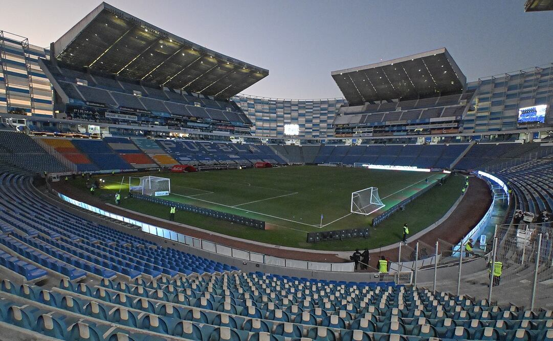 Un total de mil 115 elementos de seguridad resguardarán el estadio Cuauhtémoc | FOTO: Imago07