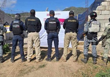 Desmantelan centro de almacenamiento clandestino de hidrocarburos en Hidalgo; recuperan combustible, droga y dos camionetas